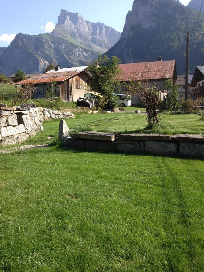 Apartamento La Ferme Du Fay Sixt Exterior foto
