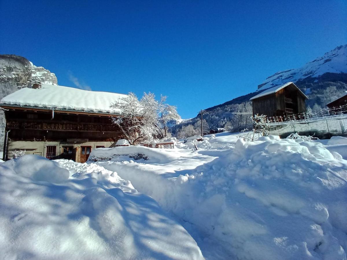 Apartamento La Ferme Du Fay Sixt Exterior foto